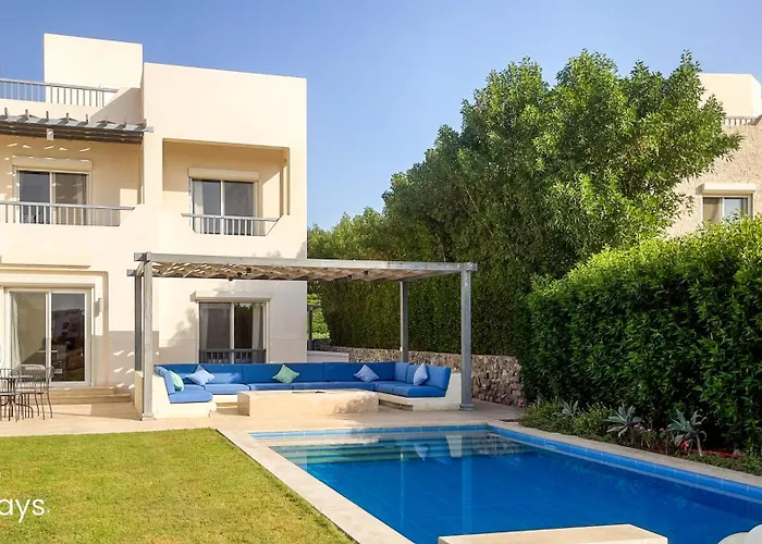 Ollystays Private Heated Pool 4br Villa, Nanny Room! Joubal Near Marina *